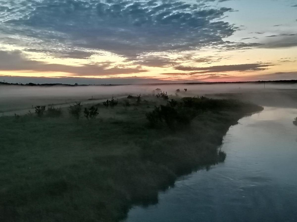 Siedlisko Czarny Dzieciol Appartement Narewka Buitenkant foto