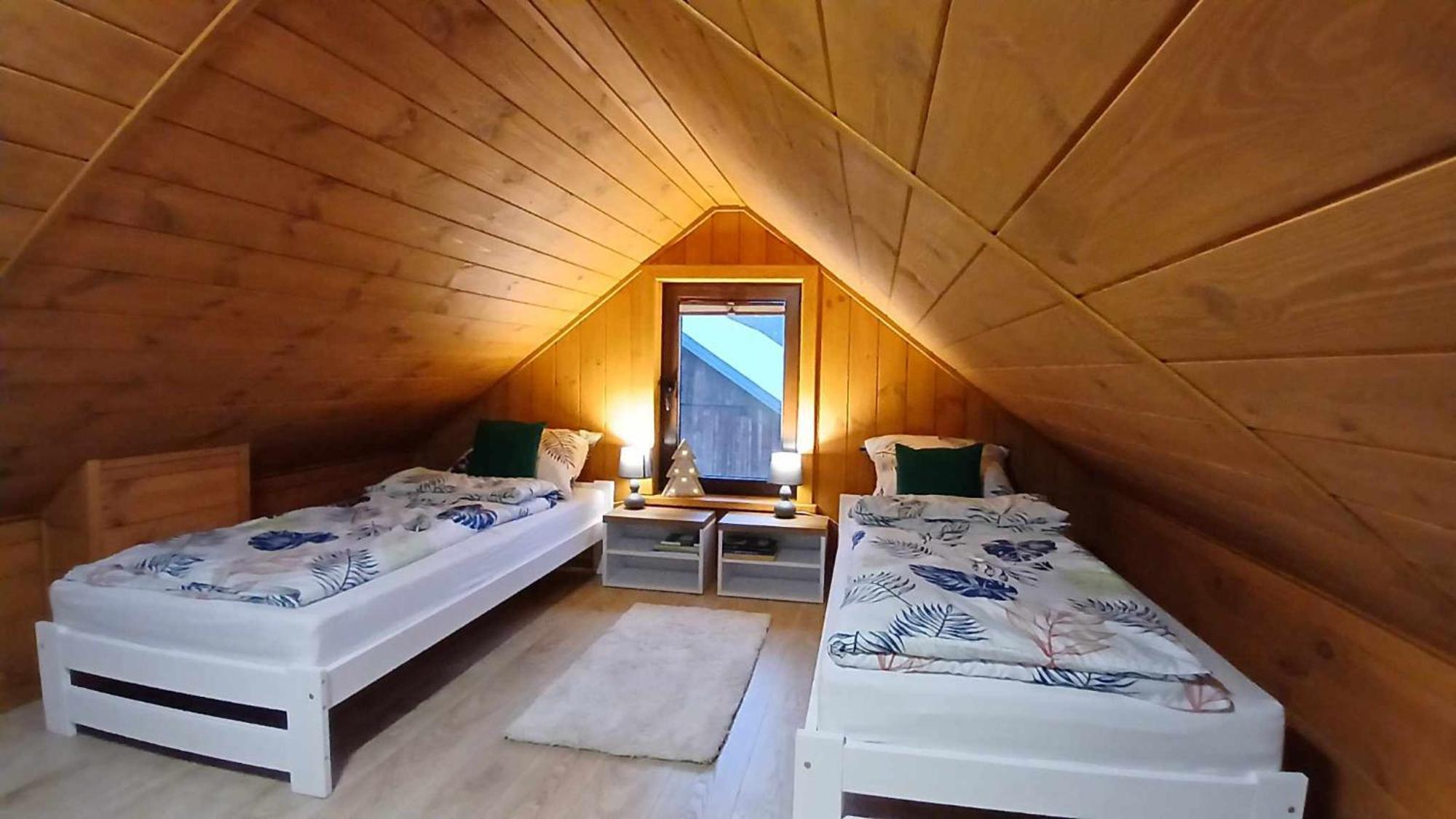 Siedlisko Czarny Dzieciol Appartement Narewka Buitenkant foto